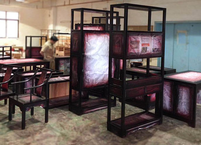 红木家具用什么漆？大荷水性漆打造红木家具精品