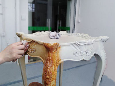 如何分辨水性木器漆刷得好不好？