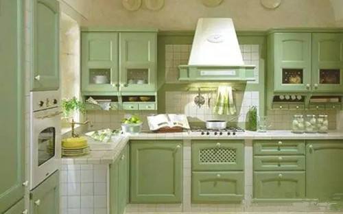 绿色木质橱柜水性木器漆