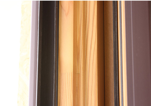 水性漆具有高硬度，高丰满度等优势