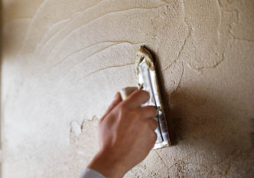 涂刷墙面漆腻子