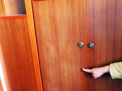 实木家具水性漆泛黄、起皱怎么解决