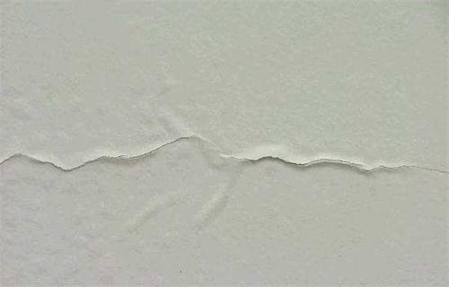 表面乳胶漆开裂