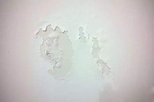 夏季墙面乳胶漆脱落该如何解决？_乳胶漆|大荷水性漆