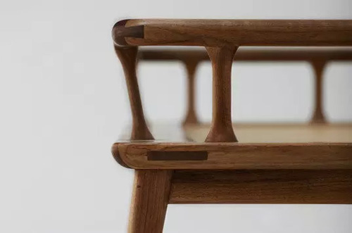 家具翻新涂刷木器漆怎么做，需要注意什么？_家具翻新|大荷水性漆